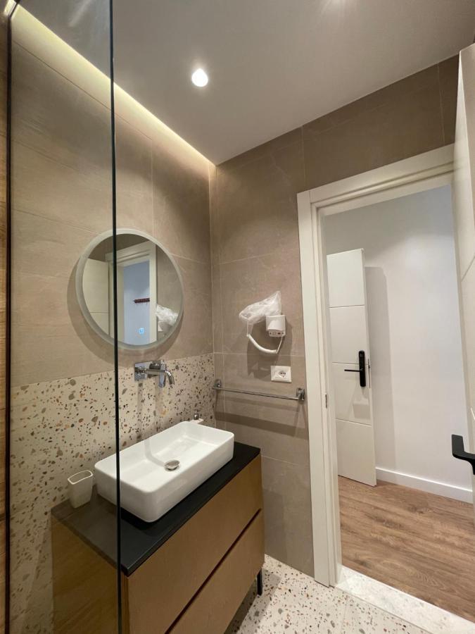 Downtown Studio Apartments Тирана Экстерьер фото