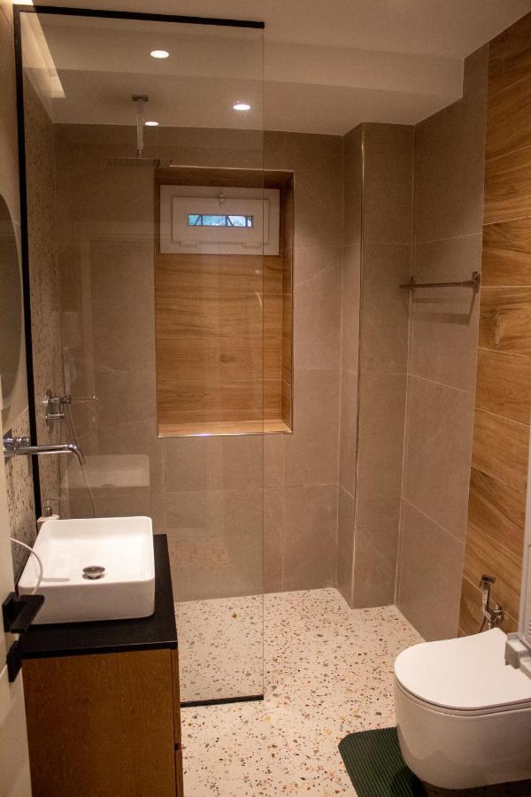 Downtown Studio Apartments Тирана Экстерьер фото