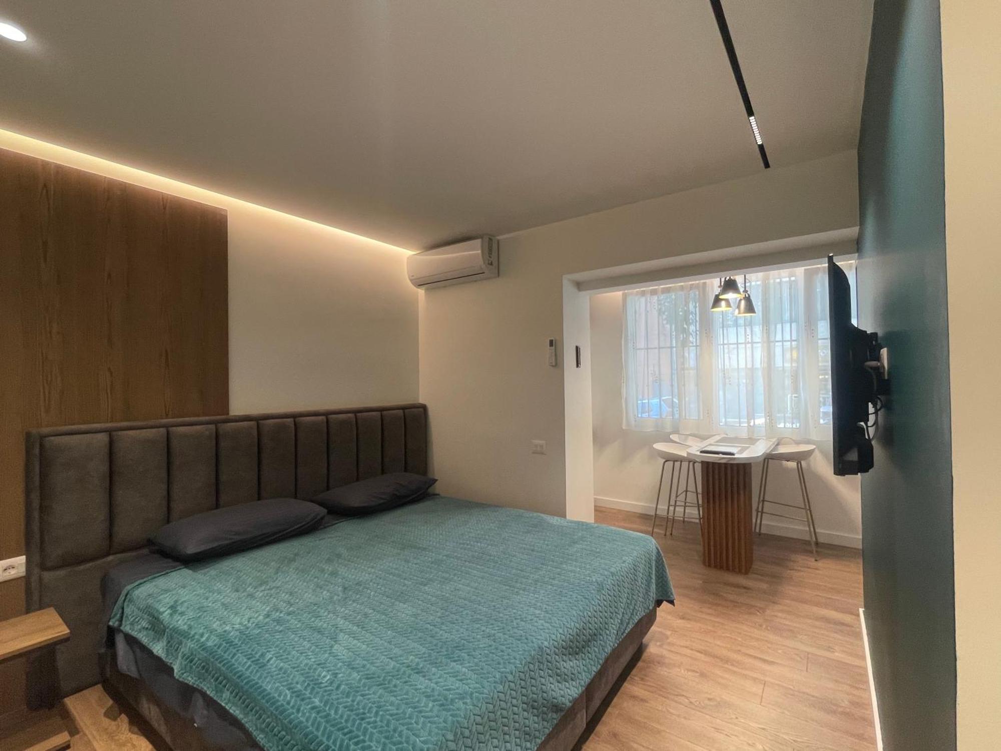 Downtown Studio Apartments Тирана Экстерьер фото