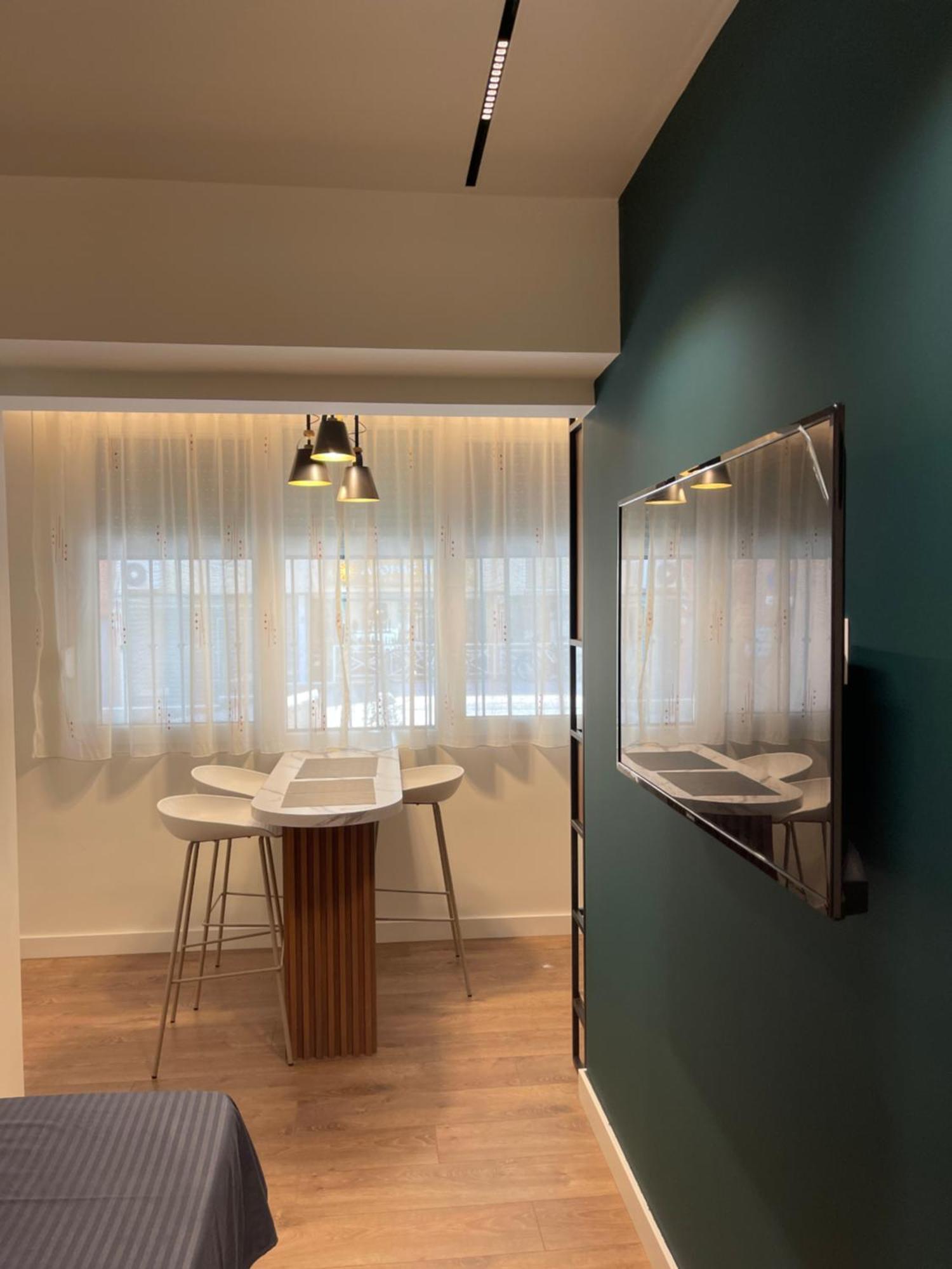 Downtown Studio Apartments Тирана Экстерьер фото