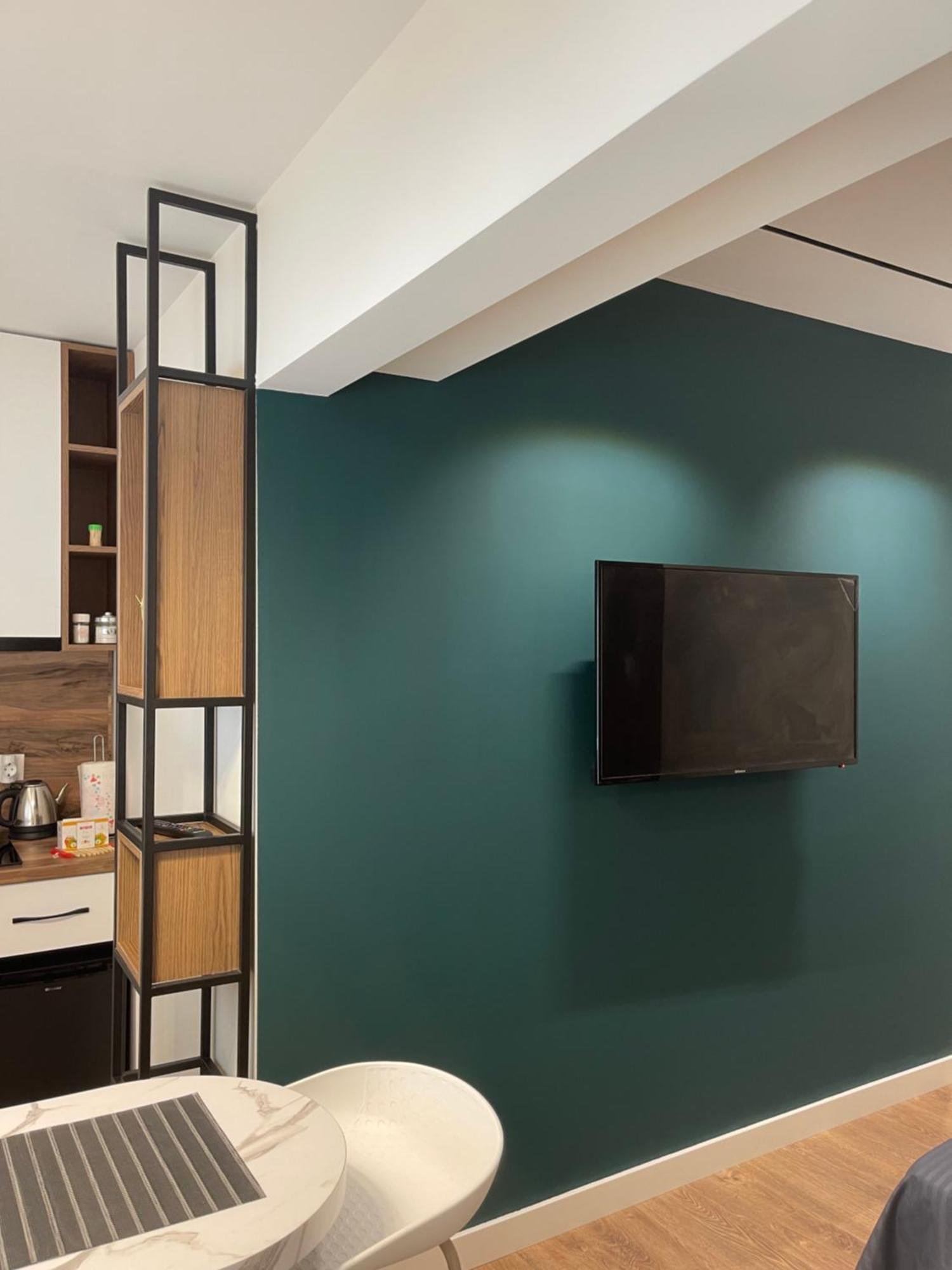 Downtown Studio Apartments Тирана Экстерьер фото