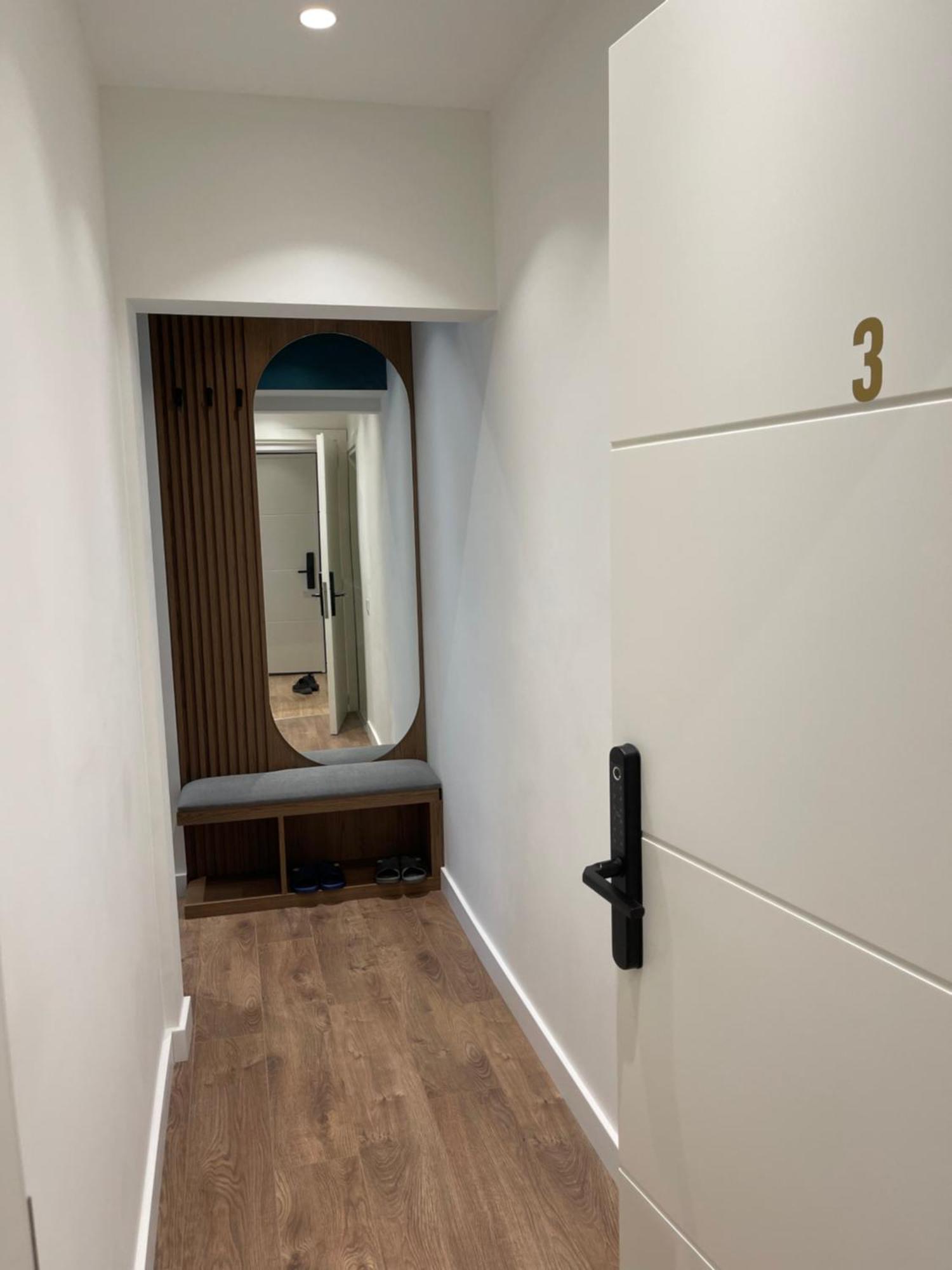 Downtown Studio Apartments Тирана Экстерьер фото